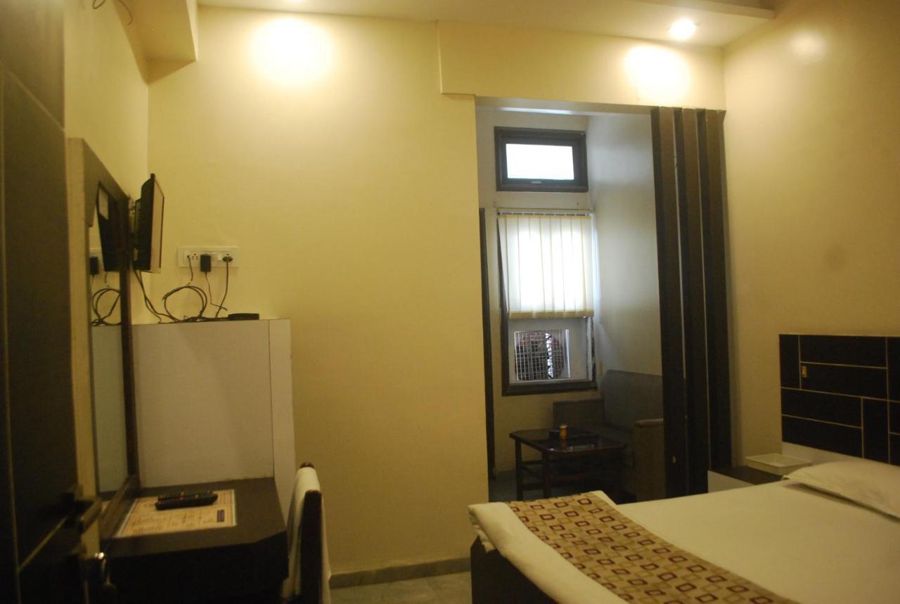 Hotel New Sunder إندور المظهر الخارجي الصورة