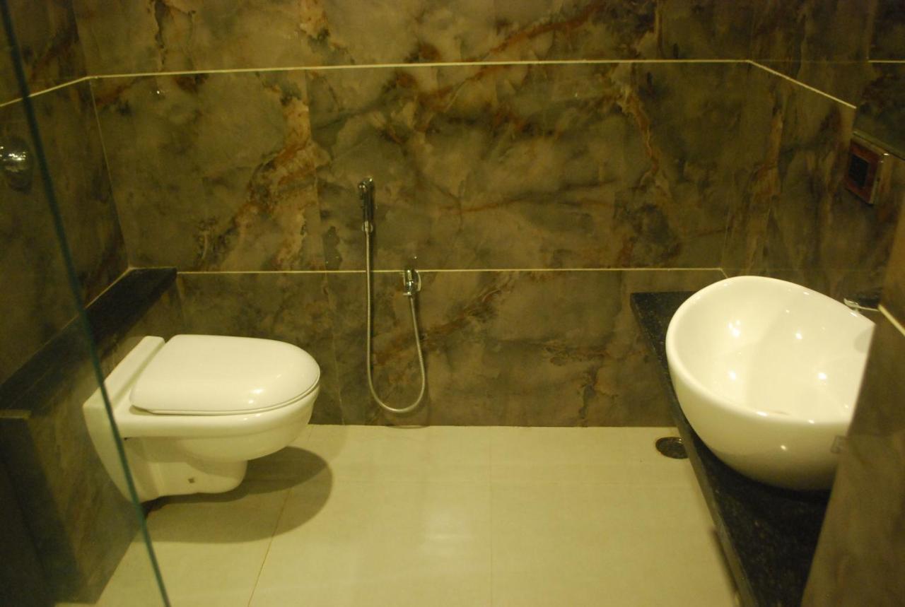 Hotel New Sunder إندور المظهر الخارجي الصورة